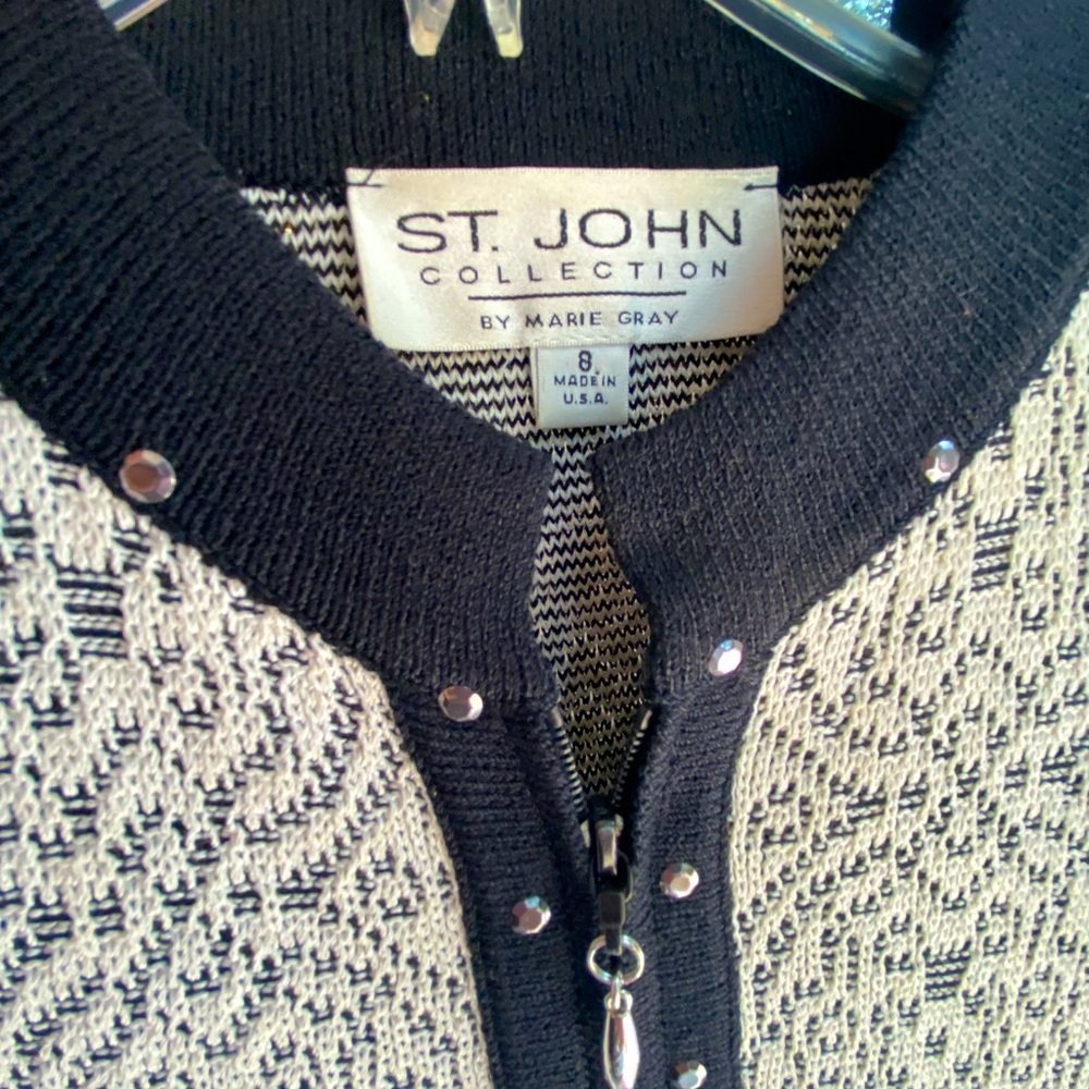 Authentic St John suit jacket by Marie Gray size 8